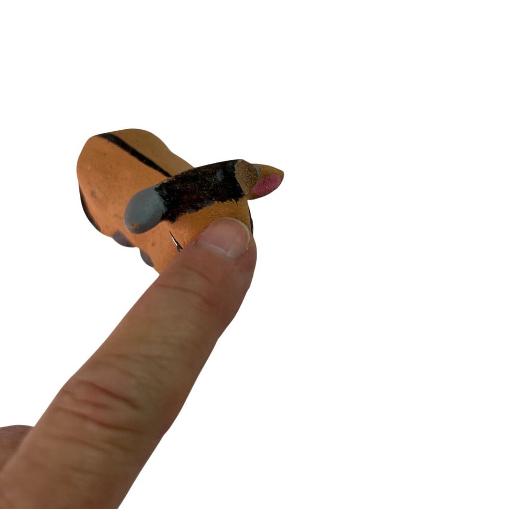 Hand-Painted Ceramic Nativity Set With 12 Pieces - Picture 4 of 13